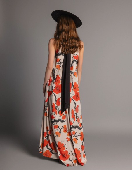 Robe longue en satin imprimé avec encolure dos nu