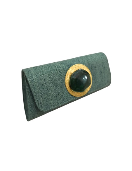 Portefeuille en jute vert orné d'une pierre