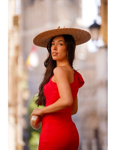 Vestido midi con escote asimétrico y hombro abullonado para invitada