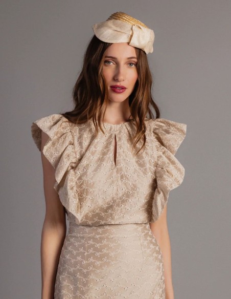 Casquette en raphia avec un nœud en lin beige