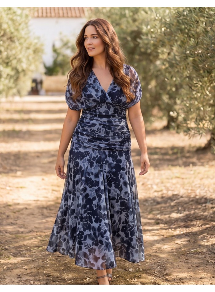 Vestido midi azul marino para invitada con...