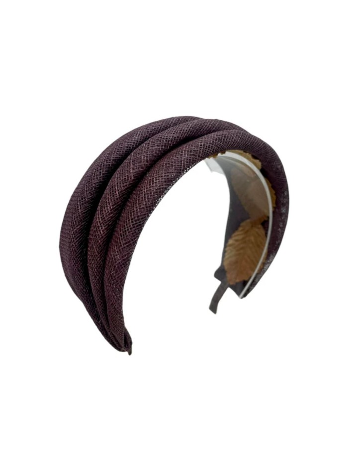 Diadema de rafia marrón chocolate para invitada