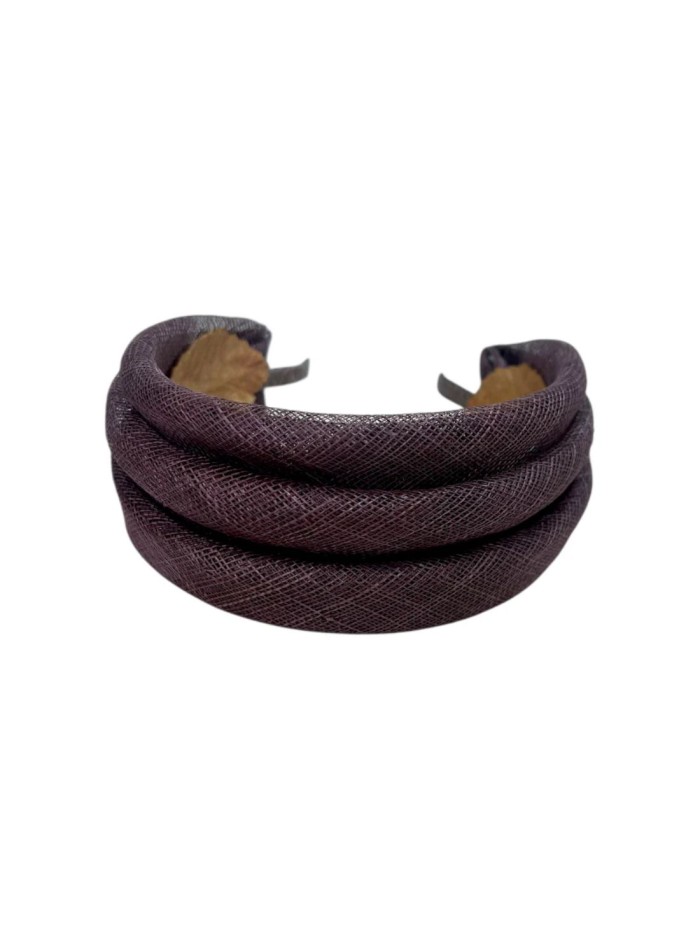 Diadema de rafia marrón chocolate para invitada