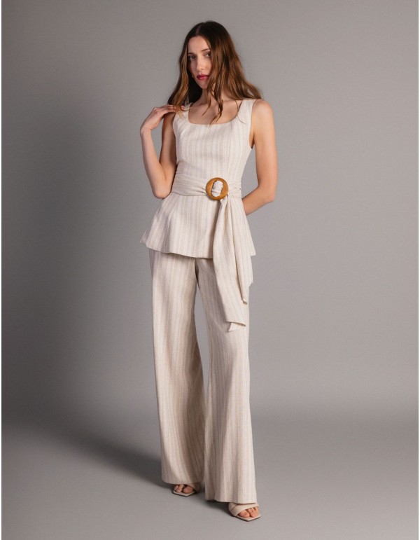 Top de tirantes con peplum y cinturón beige 2