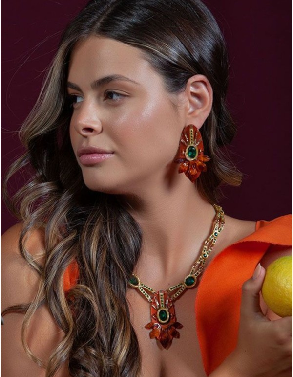 Collar en color cobre con pedrería para invitada 2