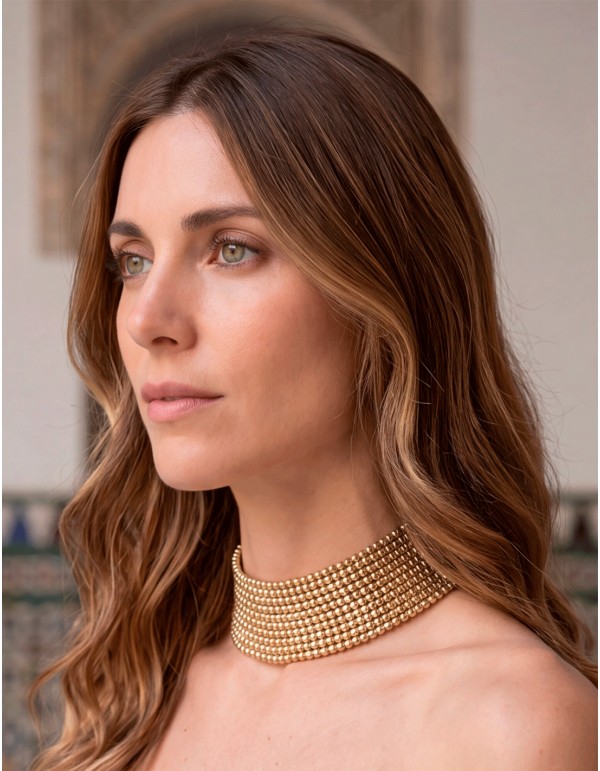 Adjustable gold choker with square beads