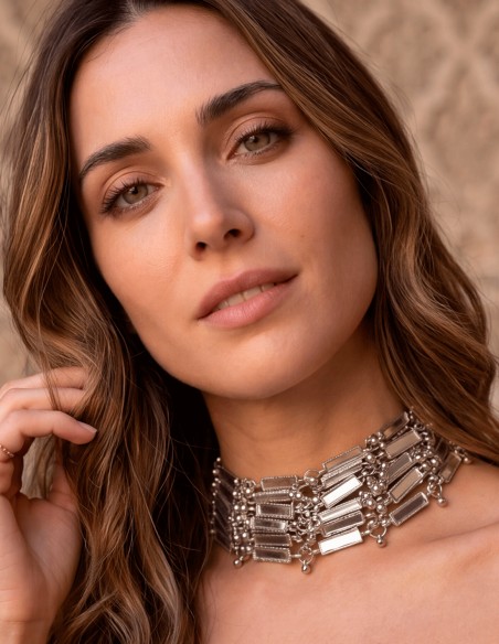 Choker plateado de 8 filas con piezas espejo