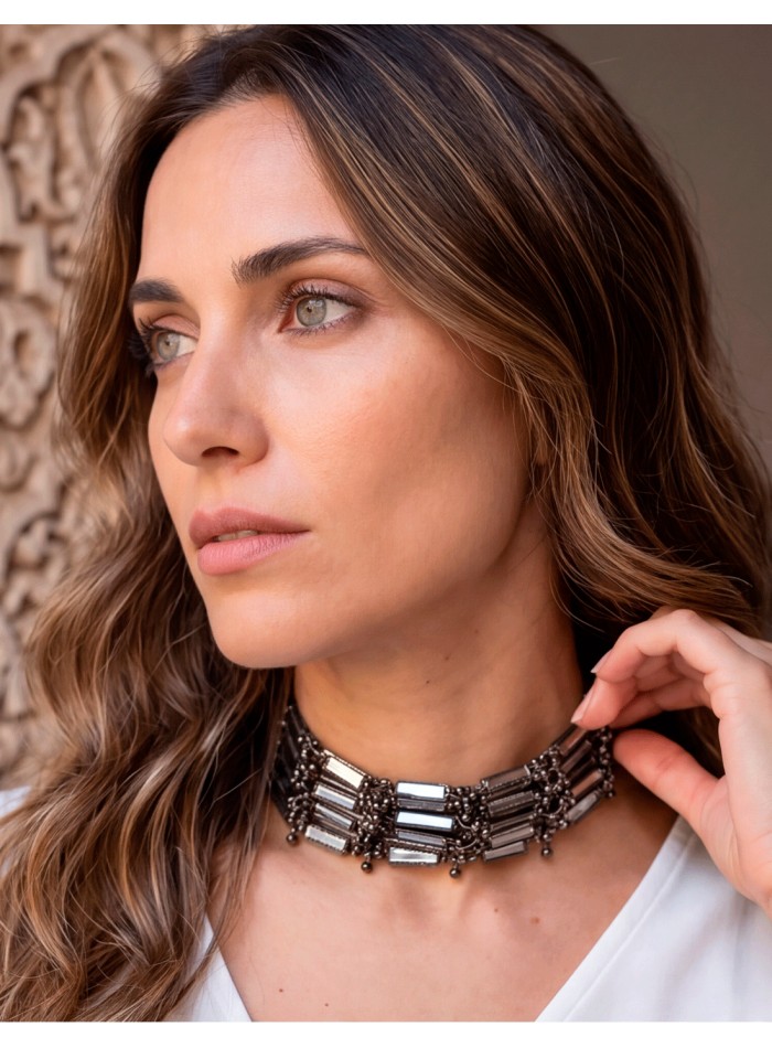 8-row black choker with mirror-finish beads