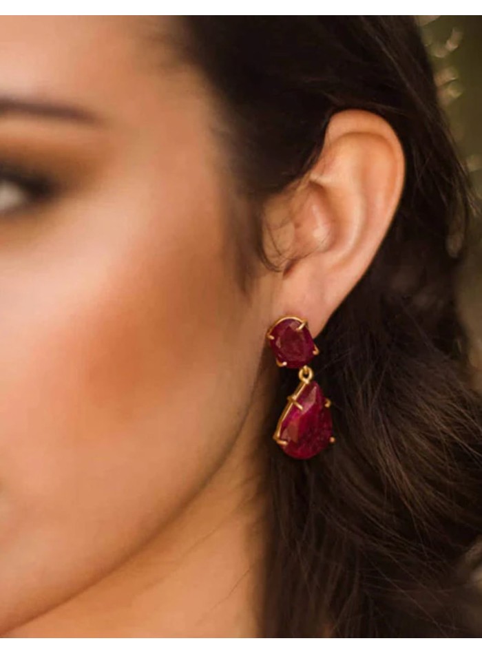Pendientes de fiesta con piedras de color rubí