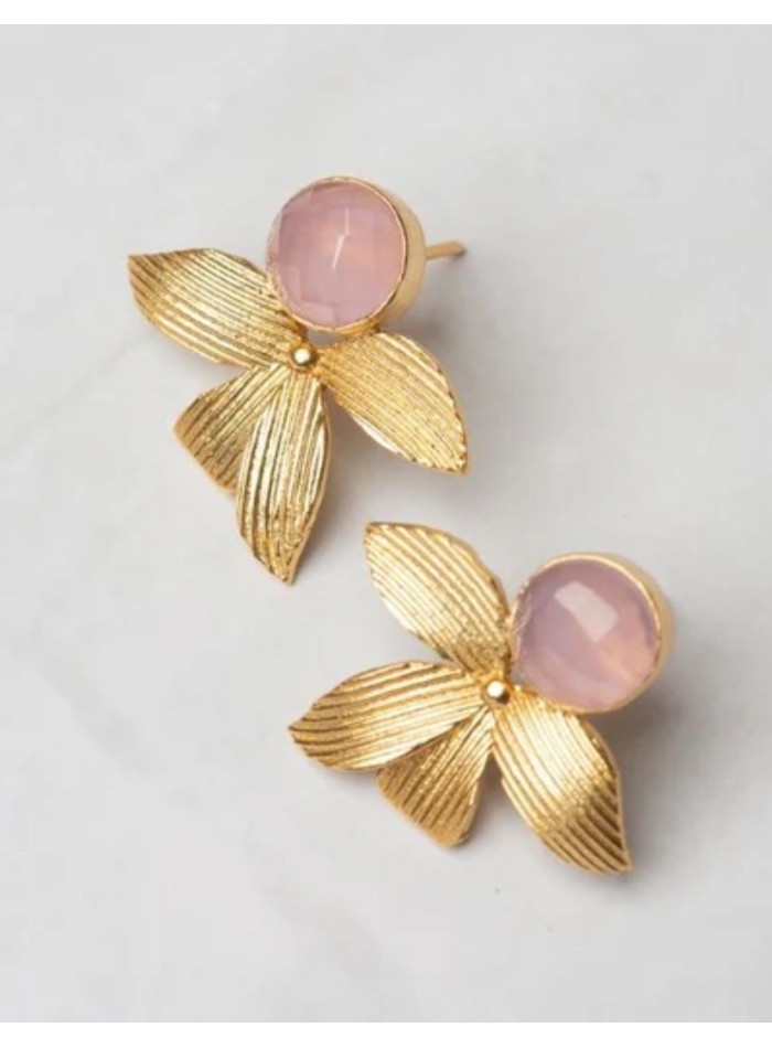 Gold earrings with leaves and a pink stone