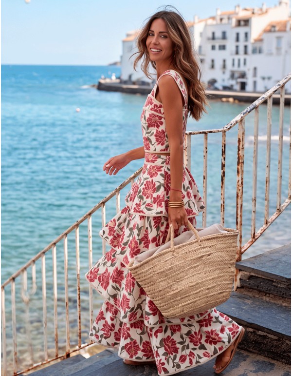 White floral-print set with a ruffled skirt
