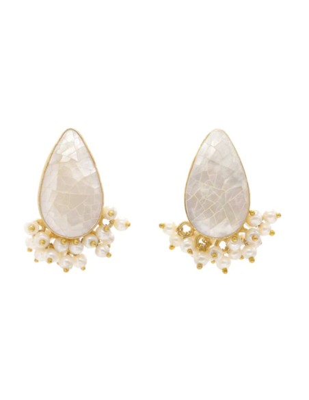 Pendientes de lágrima blanca con perlas de diseño artesanal PARA INVITADA