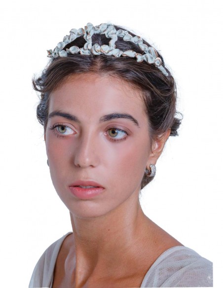 Green and gold resin tiara by Margarita Sangiovanni Green and gold resin tiara by Margarita Sangiovanni