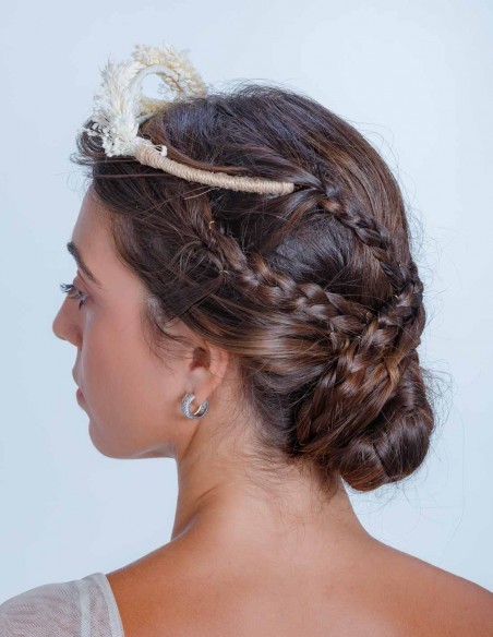Tiara de novia con semillas naturales preservadas para eventos Tiara de novia con semillas naturales preservadas para eventos
