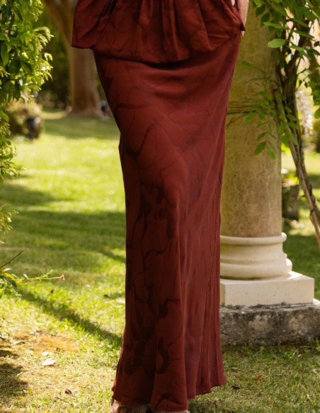 Jupe longue fluide à la coupe droite, en tissu jacquard