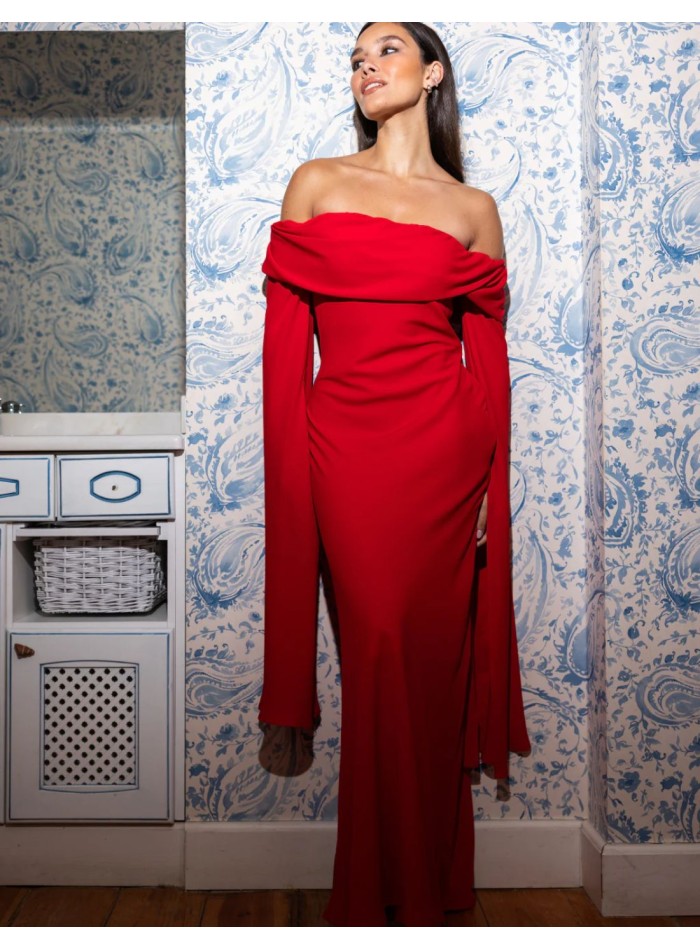 Vestido largo rojo con escote bardot y mangas...