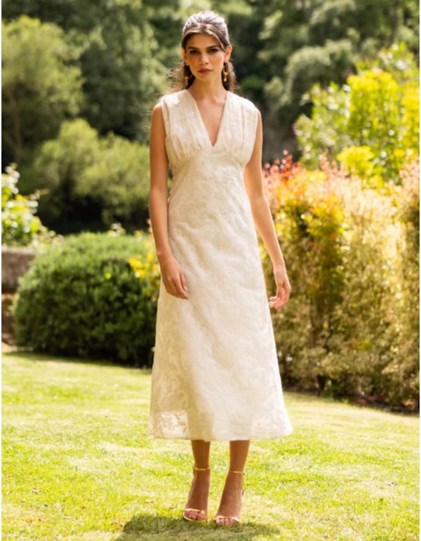 Robe midi ivoire avec broderies et encolure en V