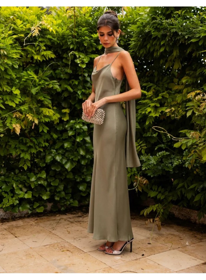 Vestido largo lencero con tirante fino y fular a juego para boda