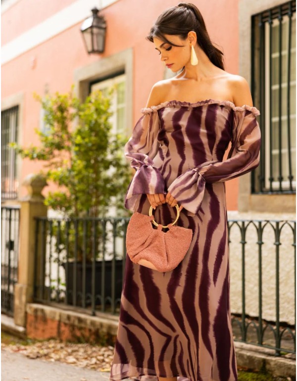 Robe midi à motifs dans les tons violets, avec un... 2