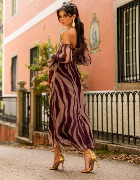 Midi dress with a purple-toned print and a Bardot neckline