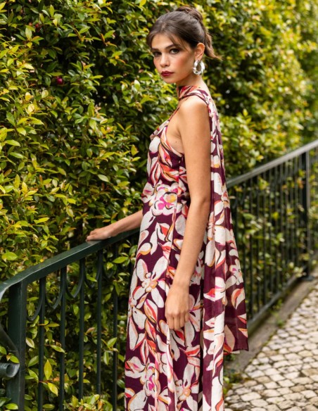 Robe midi à imprimé floral bordeaux avec encolure drapée