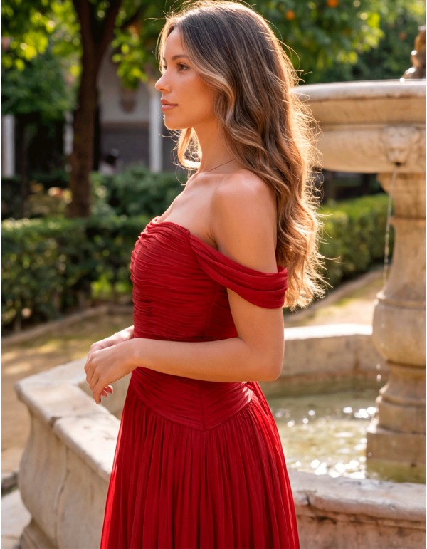 Vestido de fiesta largo burdeos plisado con escote bardot 2