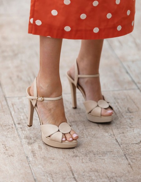 Sandales à talons en cuir avec plateforme, couleur beige