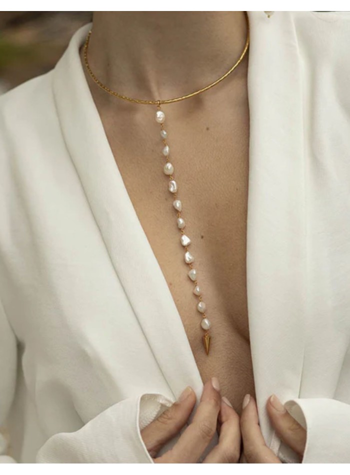 Collier artisanal orné de pierres naturelles en...