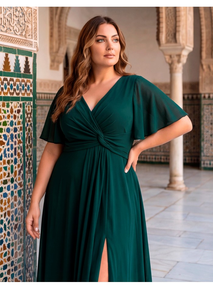Un vestido de talla grande diseñado para realzar tu silueta con elegancia
