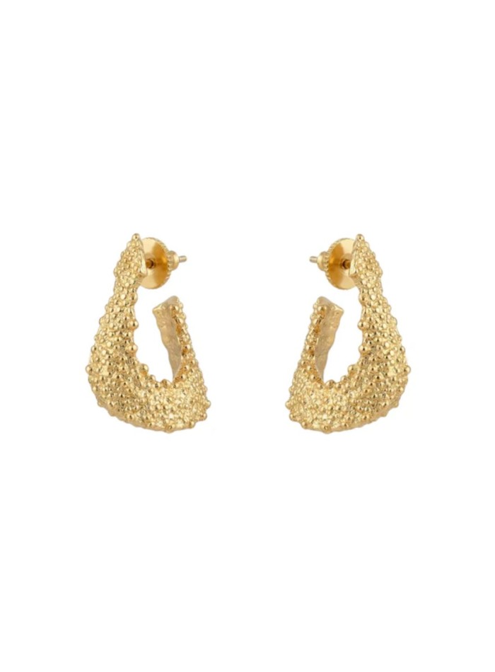Grandes boucles d'oreilles dorées incurvées