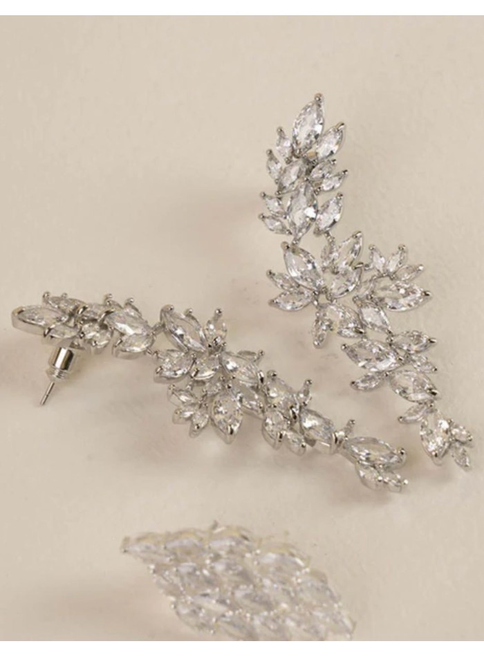Curved earrings with sparkling cubic zirconia...