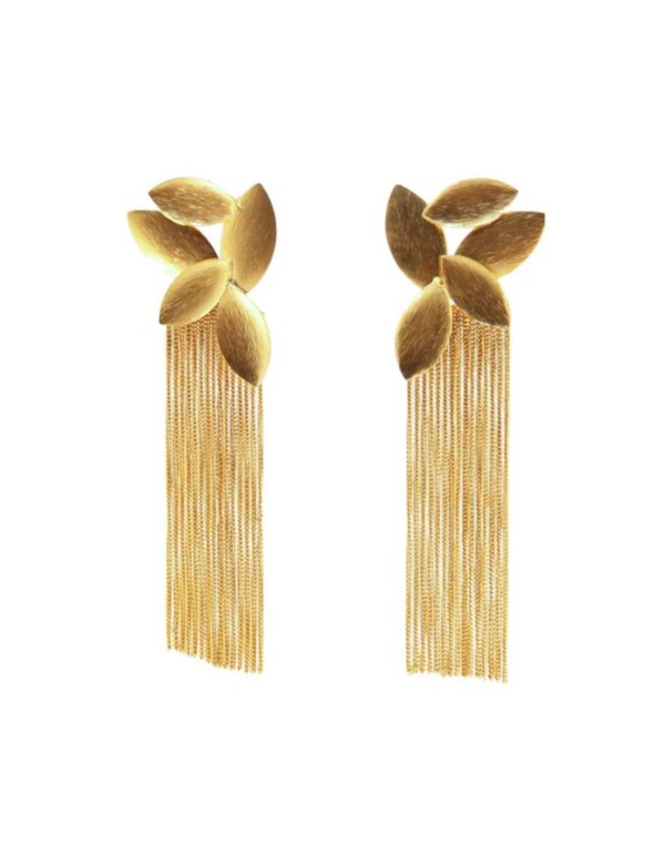 Pendientes largos dorados con diseño de flor 2