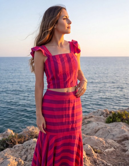 Conjunto de top y falda de rayas morada y fucsia