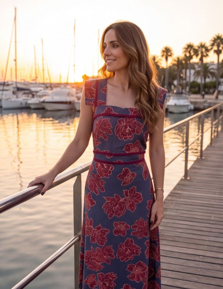 Robe midi à imprimé floral avec encolure carrée