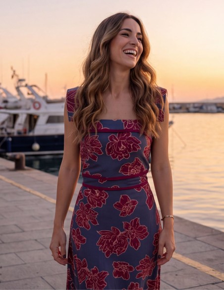Floral-print midi dress with a square neckline