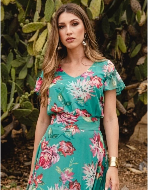 Short-sleeved blouse with a V-neckline and a print
