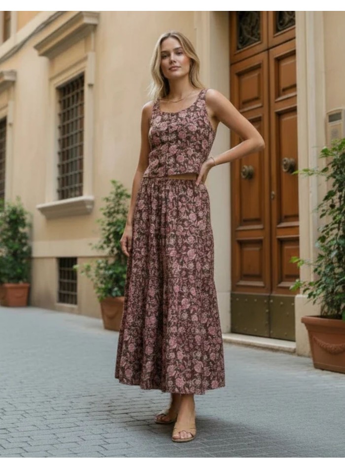 Ensemble composé d'un haut et d'une jupe à...