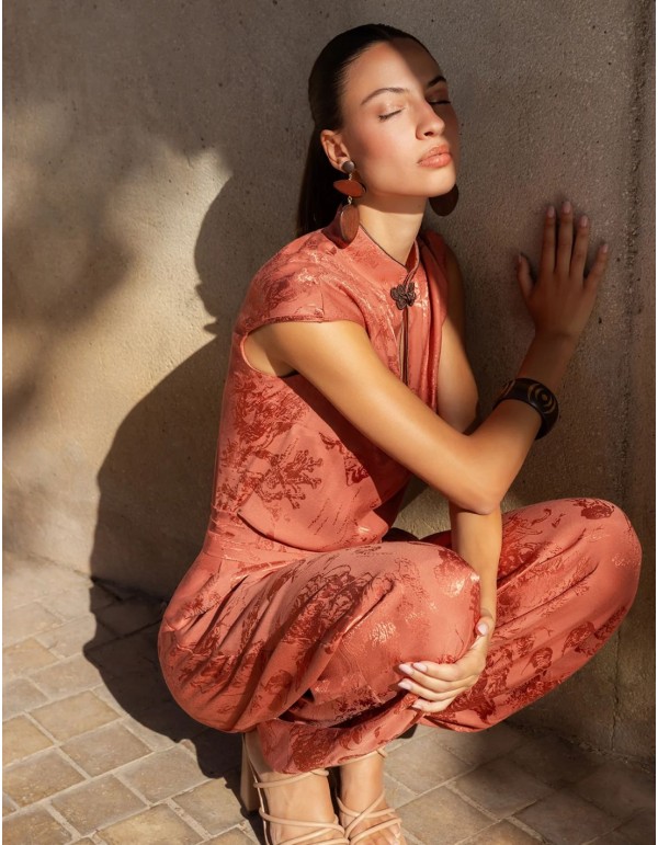 Blouse de style oriental en jacquard satiné couleur tuile 2
