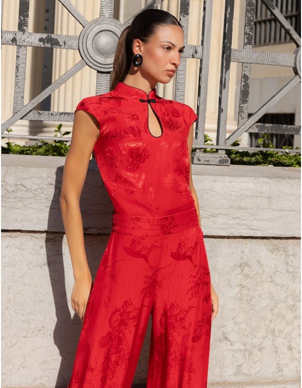 Blusa de corte oriental en jacquard satinado rojo
