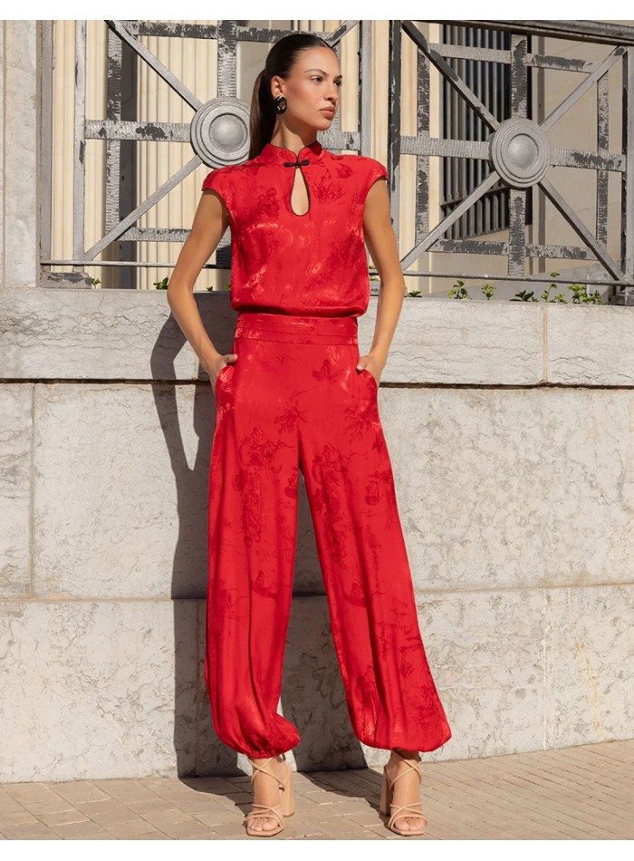 Blouse de style oriental en jacquard satiné rouge