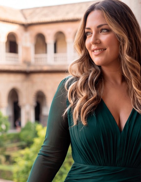 vestido diseñado para favorecer especialmente las siluetas de talla grande