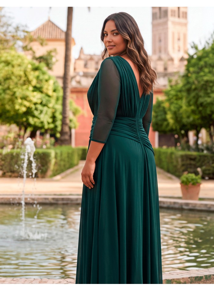 VESTIDO verde botella aporta además un carácter elegante y atemporal