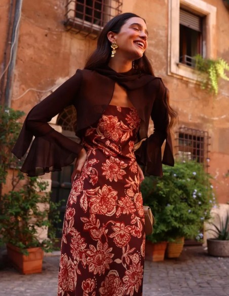 Vestido largo con palabra de honor y estampado floral