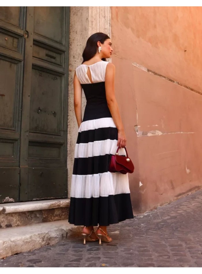 Vestido midi estilo romántico con rayas en...
