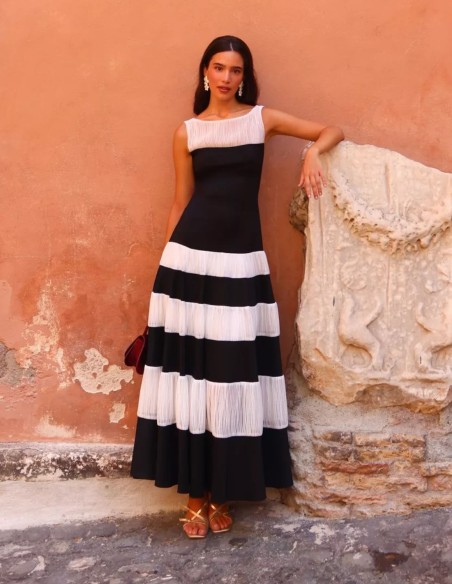 Vestido midi estilo romántico con rayas en blanco y negro