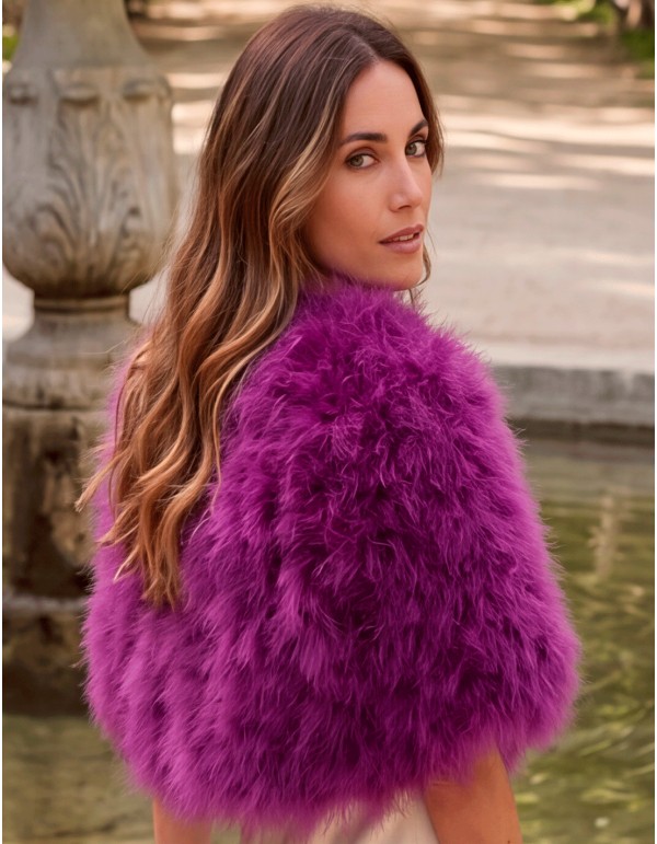 Estola buganvilla de plumas para aportar color y personalidad a tu look