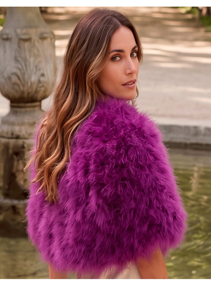 Estola buganvilla de plumas para aportar color y personalidad a tu look