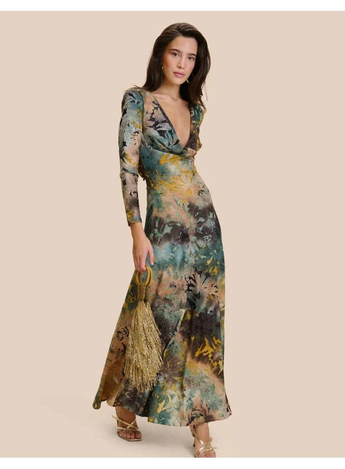 Robe longue à motifs dans les tons verts, avec...