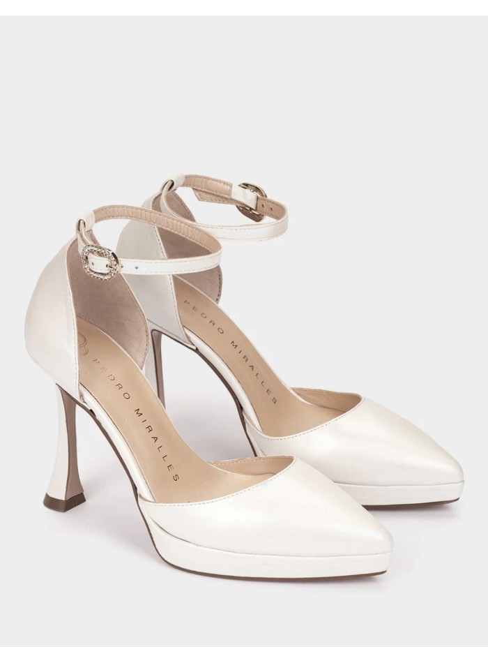 Zapatos de tacón con punta fina y plataforma