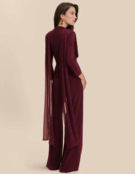 Blouse à manches longues, col fermé et ceinture